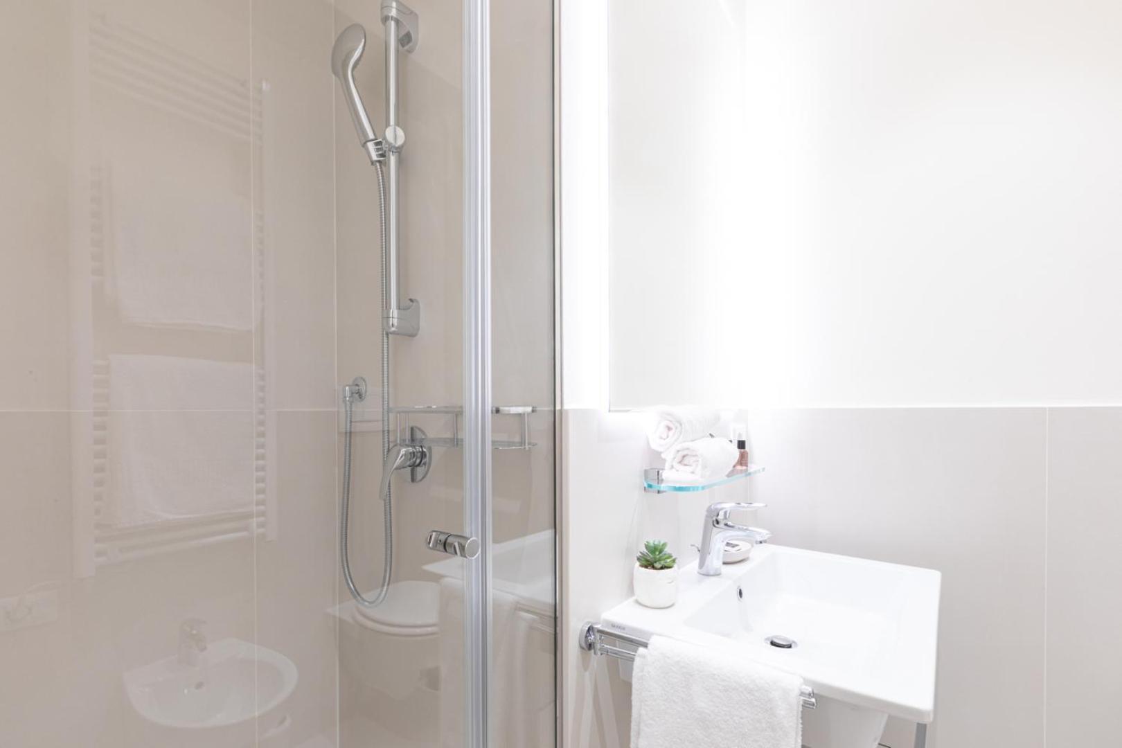 Centrale Suite With Balcony - Top Collection Milano Exterior foto